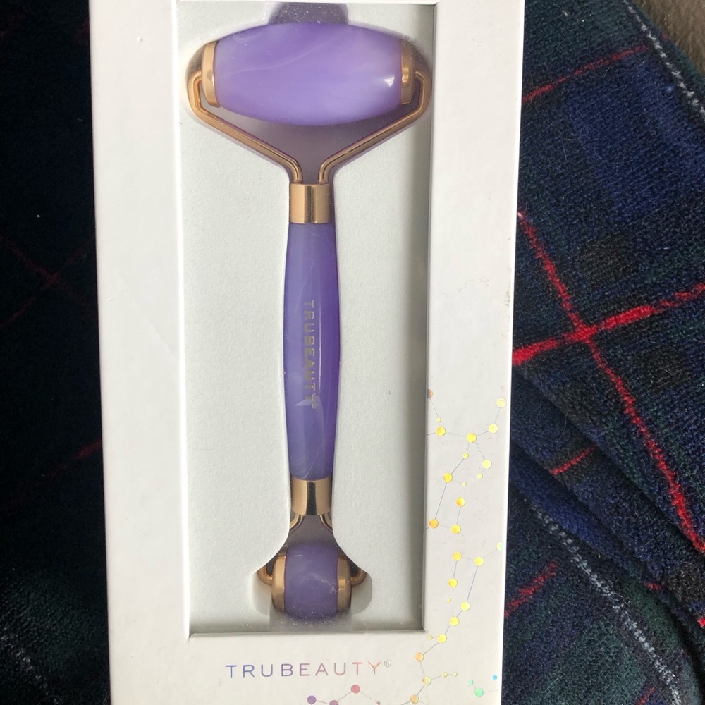 Amethyst Face Roller
